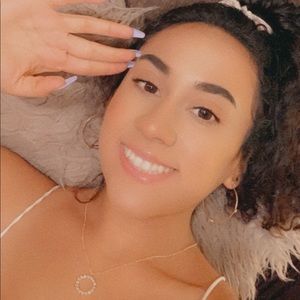 Meet your Posher, Jonelle